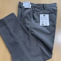 蓄熱保温ストレッチ素材　カーキグレー　ウエストサイドシャーリング　LL／73cm