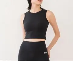 SUKALA プレミアムフィットクロップドタンクトップ　ブラック　ＸSサイズ