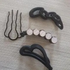 ヘアクリップ 4点セット 　バナナクリップ　まとめ髪　試しづけのみ✨️