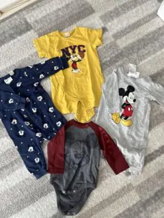 ミッキーマウスロンパースセット　ベビー服まとめ売り