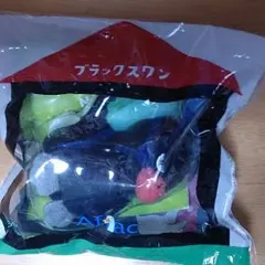 おしゃべりブラックスワンマスコットとハンドタオルのサムネイル