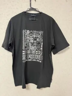 ドラッグストアーズ　ゆったりプリントTシャツ ブラック　Ｆ　【新品未使用】のサムネイル
