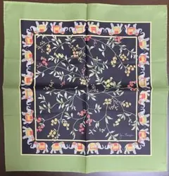 未使用 タイ　ジム・トンプソン　花と象のシルクハンカチ46cm
