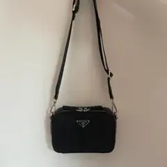 レザーショルダーバッグ