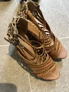 ROSE BUD ウェッジソールサンダル