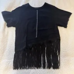 フリンジ付きブラックTシャツ サイズFのサムネイル