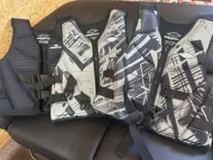 Slippery グレー ライフジャケット 成人ラージ Slippery グレー ライフジャケット 成人ラージ - メルカリ