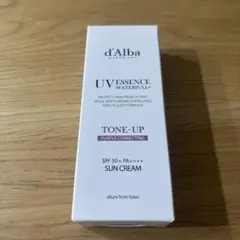 d'Alba UV Essence Waterfull+ サンスクリーン