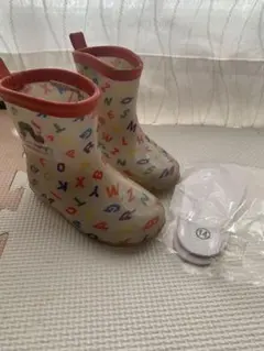 【14cm】ソールのみ新品　はらぺこあおむし　カラフルアルファベットレインブーツ