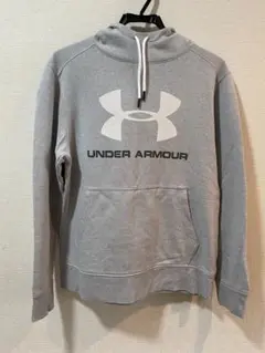 UNDER ARMOUR グレー フード付きパーカー MD/M