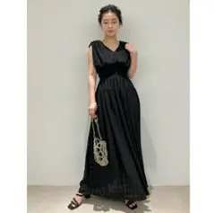 リリーブラウン　エアリーチェックシャーリングワンピース　黒　LILY BROWN