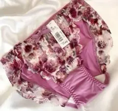 未使用♡エメフィール♡ショーツ　花柄　ピンク　M 　新品 刺繍