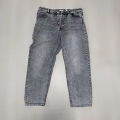 H&M グレー ストレートレッグデニム 42