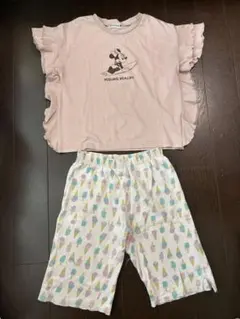 130センチ　ミニー&アイス柄　パジャマのサムネイル