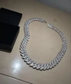 【今こそ細め10mm】洗練マイアミキューバンチェーンネックレス　ブリンブリン