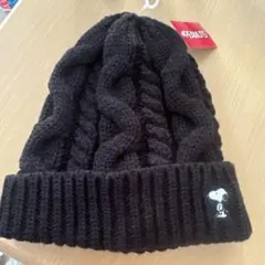 【タグ付き：新品】スヌーピー　ニット帽子　ブラック