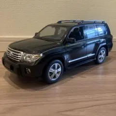 Toyota Land Cruiser VXR V8 ミニカーのサムネイル