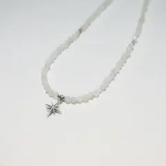 ホワイトムーンストーン 星チャーム ネックレス ハンドメイド