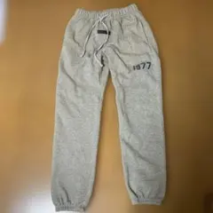 エッシェンシャルズ