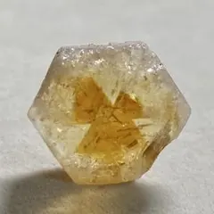 トラピッチェ　シトリン　16.95ct 天然石　鉱物標本SL654