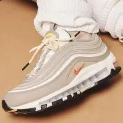Nike Air Max 97 カーキ