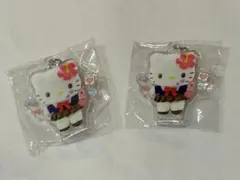 【値下げ！】サンリオ ハローキティ アクリルキーホルダー 制服GAL 2個