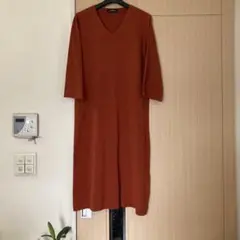 ユナイテッドアローズ グリーンレーベル　ニットワンピース　シンプル　ホコモモラ