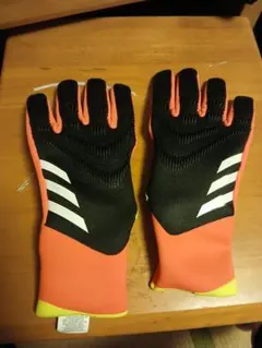 Item thumbnail for item f4acf6c9-e963-4091-a71a-ac48fed3288c