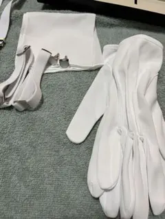 新郎　ウエディング　小物