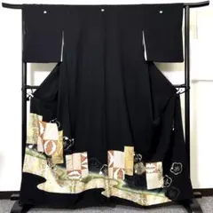 黒留袖　谷崎潤一郎　金駒刺繍　身丈164　五つ紋　五三桐紋　着物　081ty