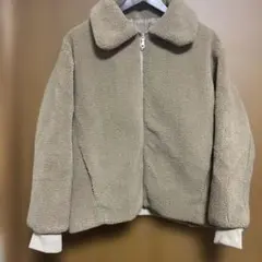 美品　GU モコモコジャケット　アウター　XL ベージュ