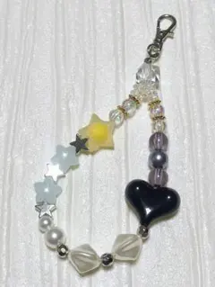 星とハートのビーズストラップ