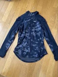 Under Armour 迷彩柄 フルジップ アウターパーカー