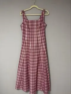2026年最新】Herlipto paddington long dress cherryの人気アイテム