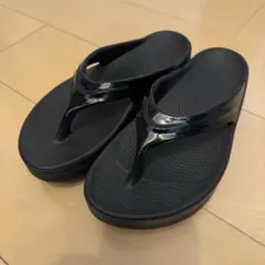OOFOS】OOMEGA - BLACK・W7・38・24cm・美品・タグあり - メルカリ