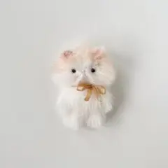 みるくベージュ　こねこ　猫　ぬいぐるみ　ハンドメイド　作家　アートドール　a