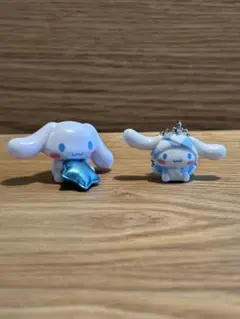 シナモンロール　ガチャガチャ　２点セット