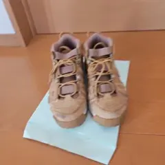 NIKE AIR MORE UPTEMPO ウィート スニーカー