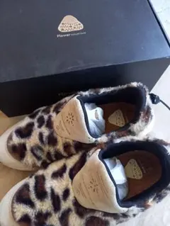 フラワーマウンテン スリッポン