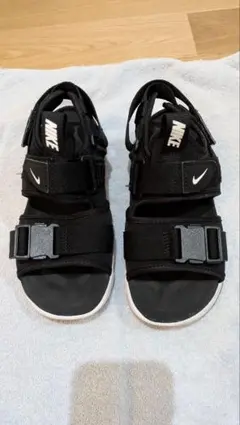NIKE キャニオンサンダルのサムネイル