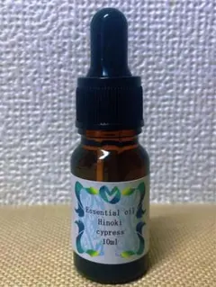 ⭐️100% 天然精油 エッセンシャルオイル ヒノキ10mlのサムネイル