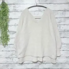 A1098　petit fleur　ニットセーター　オフホワイト　Vネック　F