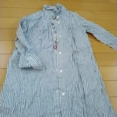 青と白のストライプ長袖シャツ　120㎝