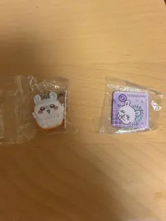 くら寿司ちいかわ　モモンガ　びっくらポン　キーホルダー、マグネット2点セット