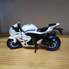 SUZUKI GSX-R 오토바이 모형 본체