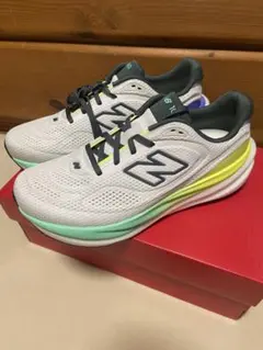 New Balance Flesh Foam1080V15 27.5cm - メルカリ