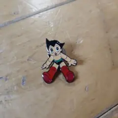 レア 山口キャラクターちょるる ピンバッジ ヒューストン - メルカリ