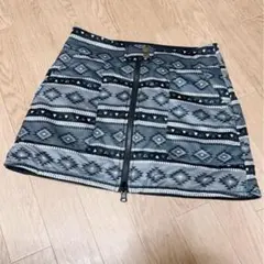 リバーシブルスカート