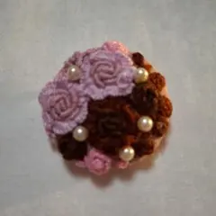 ハンドメイド 刺繍ブローチ 花柄