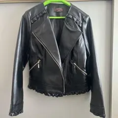 レザージャケットフリルデザイン